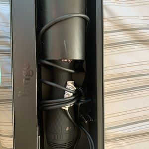 Lange hair blower and styler used a few times hair is too short